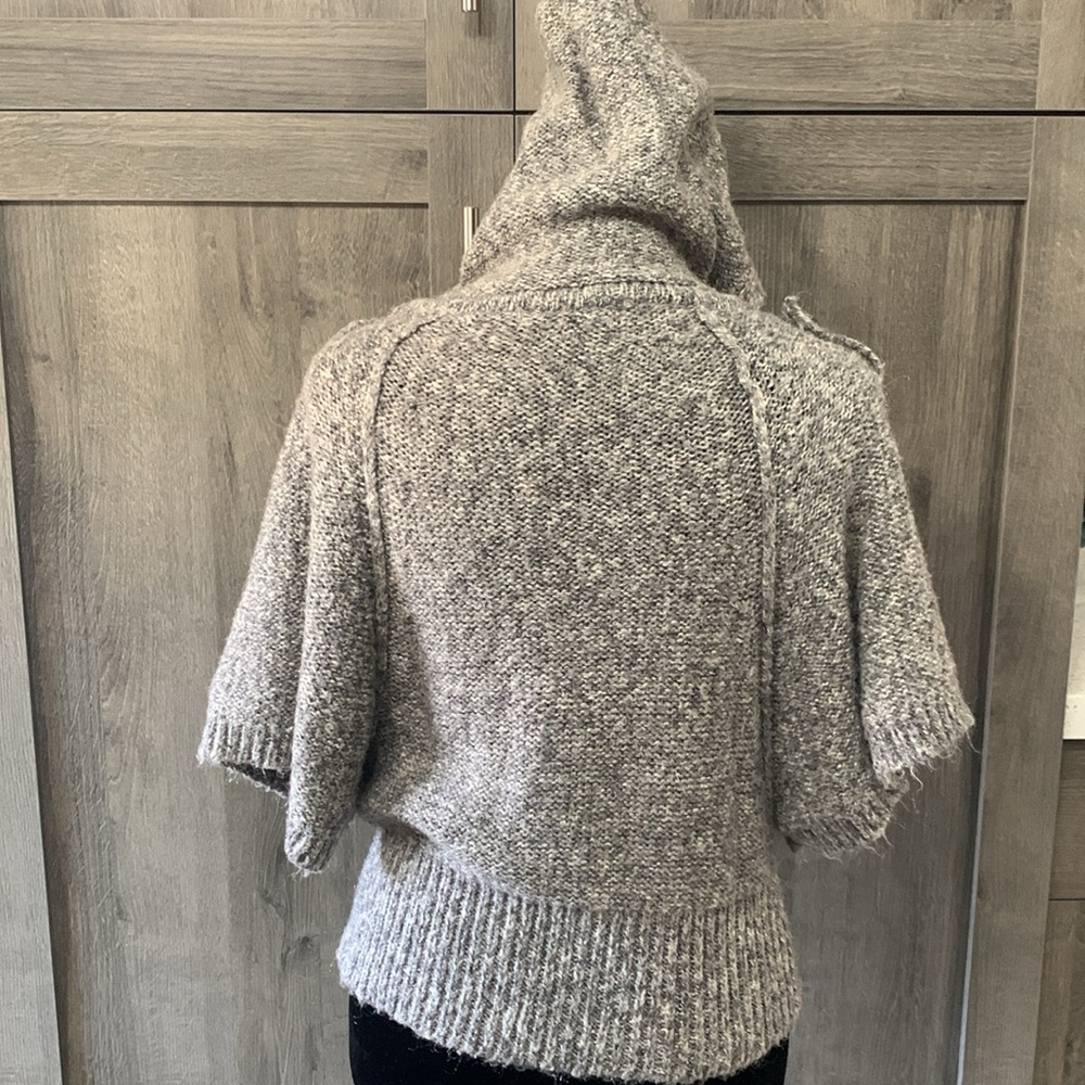 Twenty One Over Sized Capped Sleeves Taupe Hooded Sweater Women's Size S Petite - Picture 8 of 11